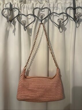 Woven Pink Shoulder Bag with Gold Chain Strap